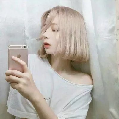 窗户上的阴影